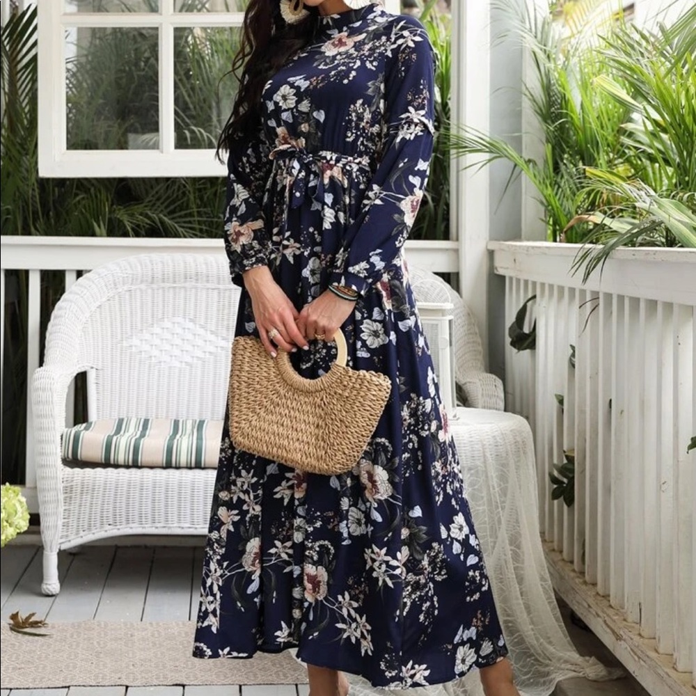 NWT Navy blue floral print maxi dress size 12 - Picture 5 of 5